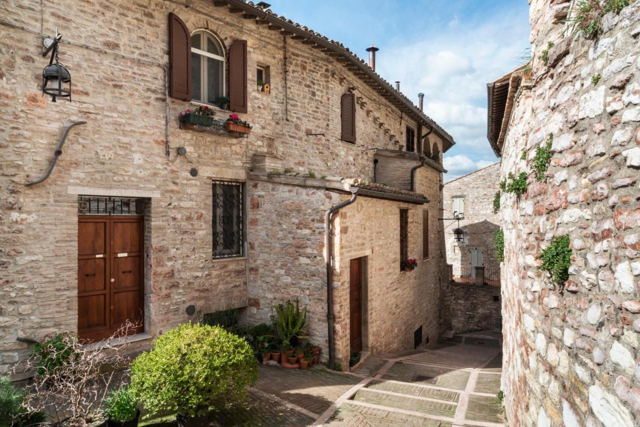 Casa Clara Appartamenti Assisi Buitenkant foto